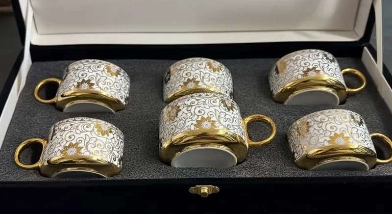 Siphorahq Emerald Regent Fine Porcelain Mug with Gold Handle view 3